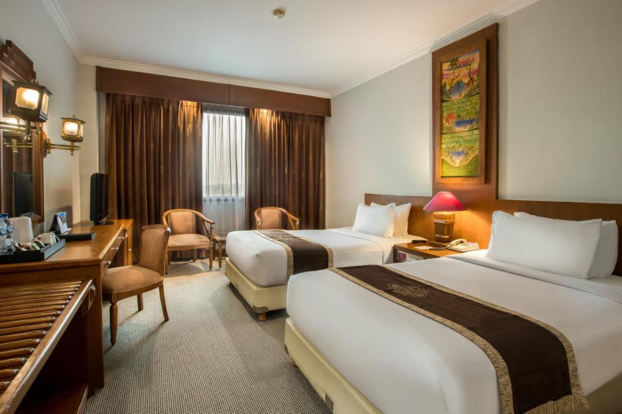 Grand Inna Malioboro Yogyakarta Exterior foto