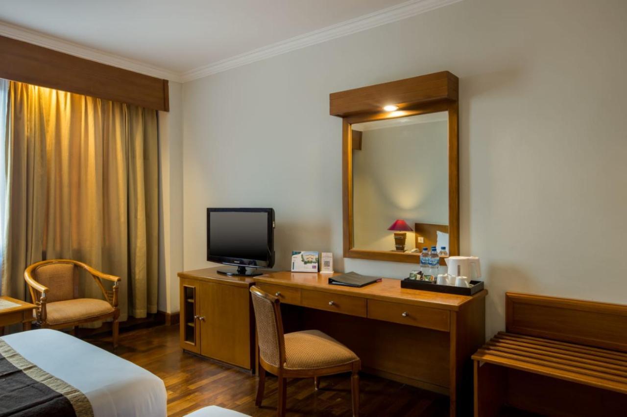 Grand Inna Malioboro Yogyakarta Exterior foto