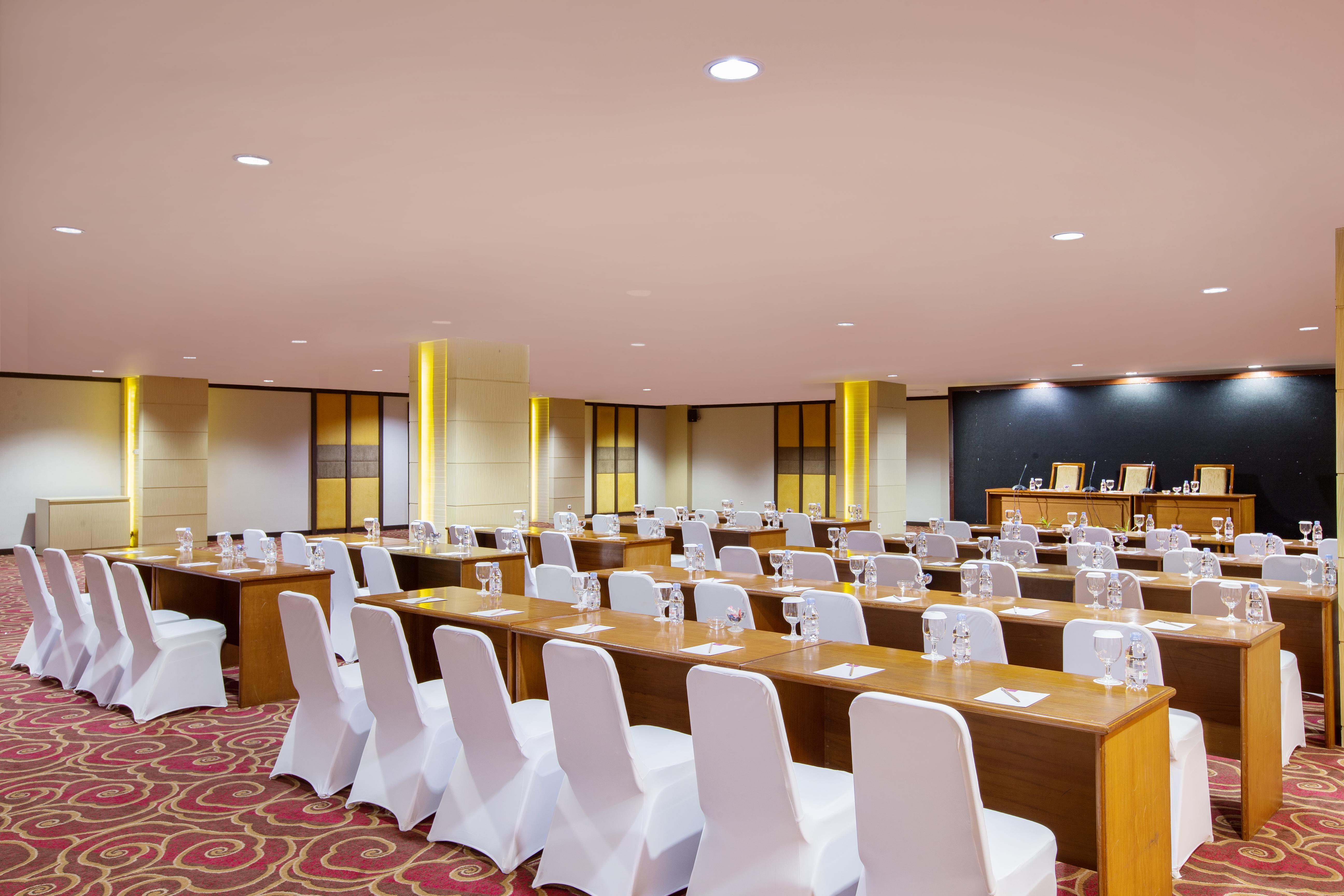 Grand Inna Malioboro Yogyakarta Exterior foto
