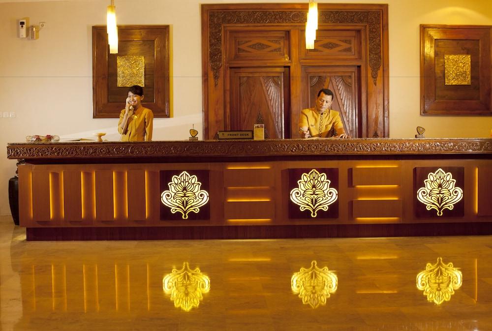 Grand Inna Malioboro Yogyakarta Exterior foto