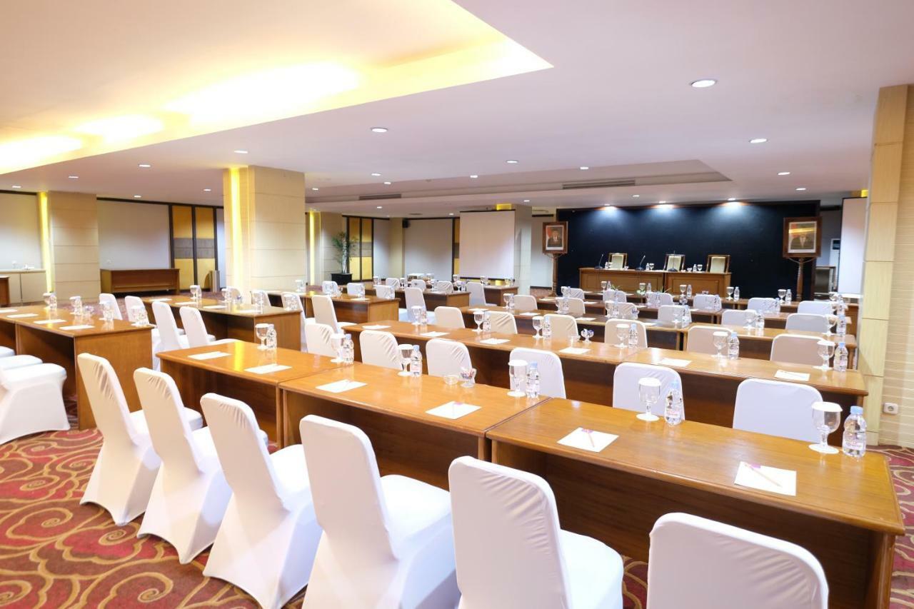 Grand Inna Malioboro Yogyakarta Exterior foto